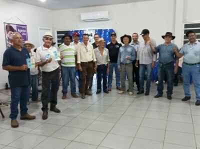Imagem da notícia Figueirão promove Baile da Melhor Idade em noite de confraternização